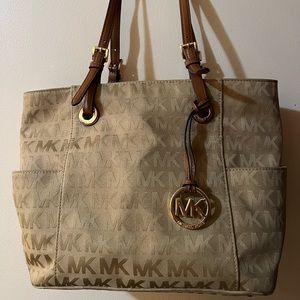 Michael Kors shoulder bag